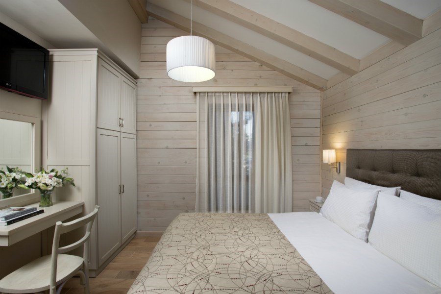 Bental Cabins - double bed